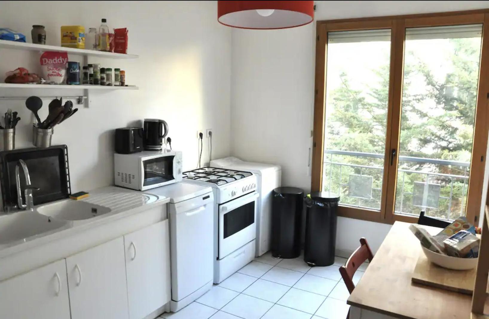 Le Vendome - Shared Appartment Лион Екстериор снимка